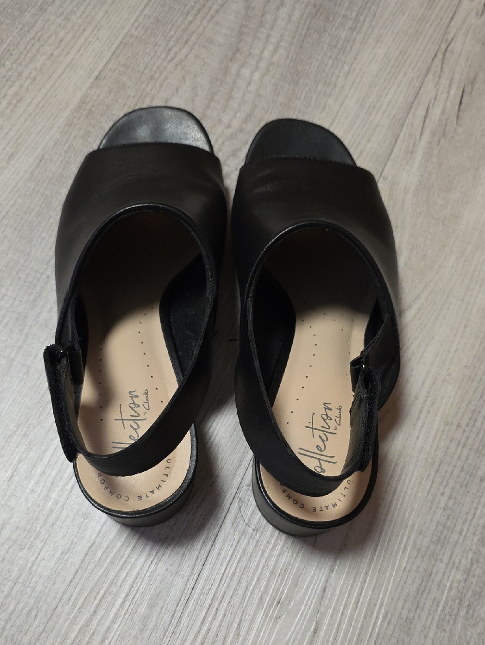 Clarks Black Open-Toe Slingback Sandals, Size 7.5M - Picture 4 of 7